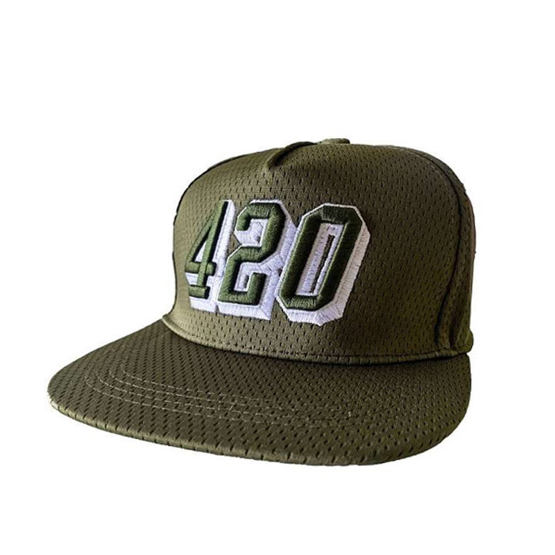 Gorra-Bordada-420-Green.jpg Cappellino ricamato 420 Green - immagine 1